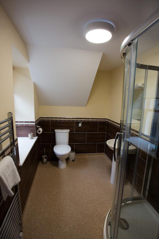Cambrian Inn Tredegar 部屋 写真